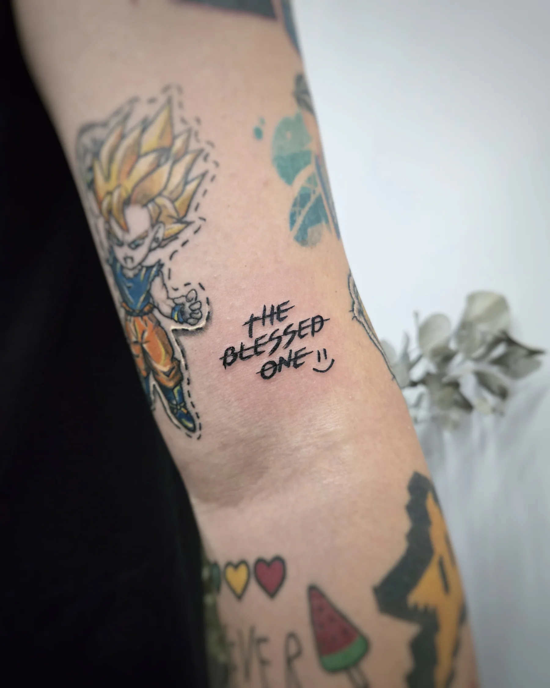 Tiny Tattoo by Trois 前臂英文小字紋身作品
